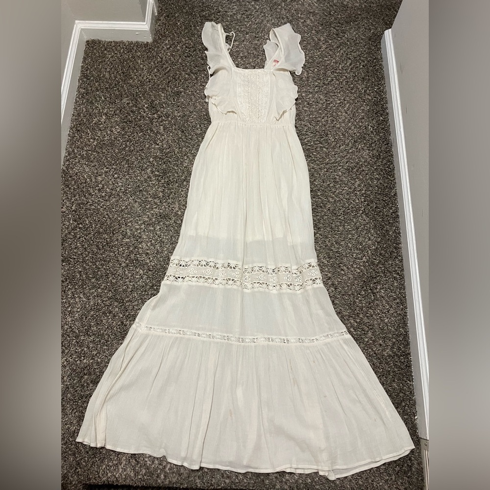 Mossimo Supply Co White Ruffled Tiered Maxi Dress - Picture 2 of 6